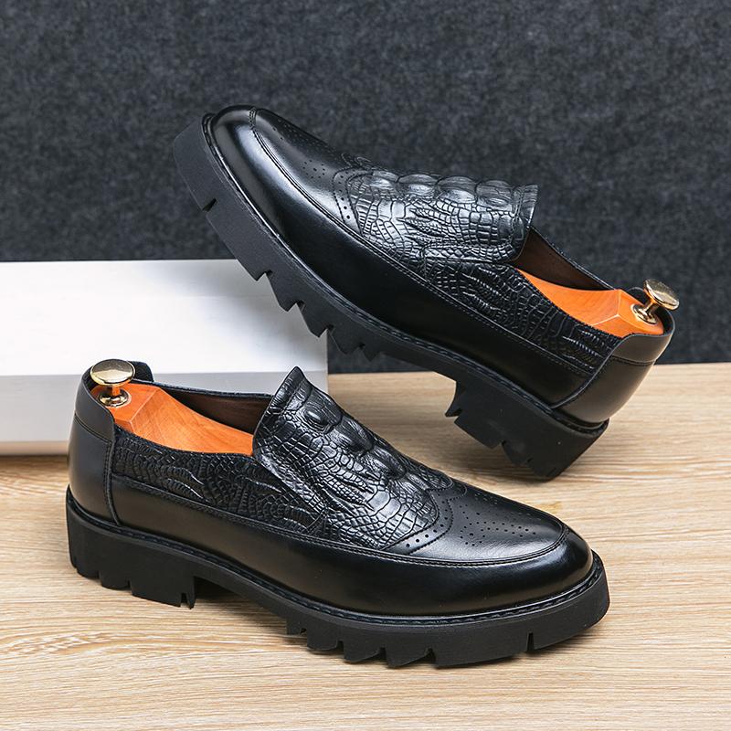 Handmade Leather Casual Shoes Men Sneakers Outdoor Men Shoe Breathable Flats Shoe Hot Sale Platform Slip On Men Loafers Big Size