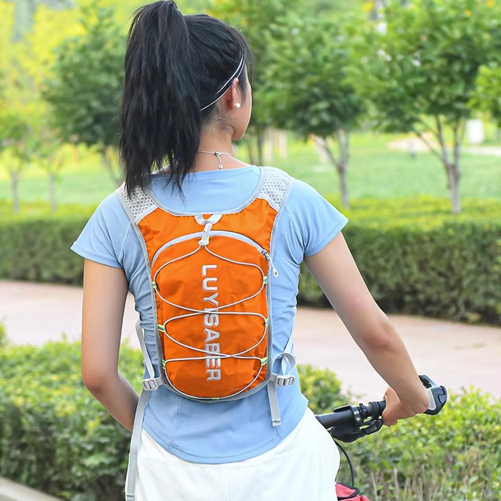 Breathable Hiking Hydration Vest 2L Water Vest for Running Marathon Hydrating Backpack  Cycling