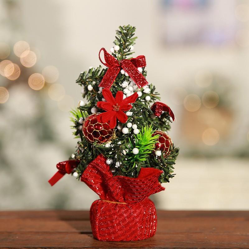 

Tabletop Mini Christmas Tree Small Artificial Pine Tree with xmas Ball Flower Ornament Burlap Base for Table Christmas Decor 0.2M красный