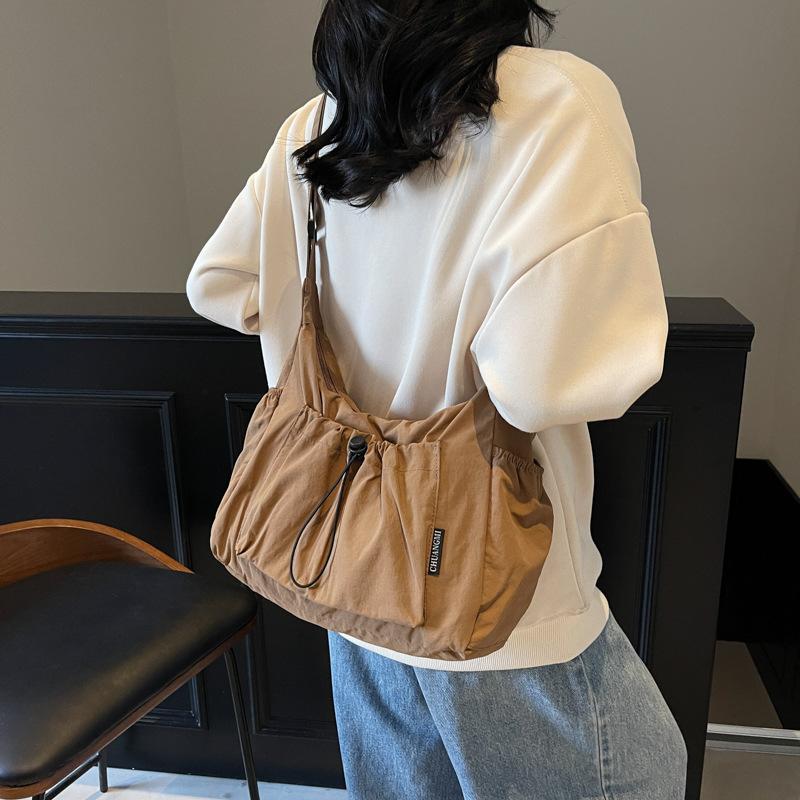 Nylon Dumpling Bag Large Capacity Lazy Wind 2025 Summer New Bag Casual Crossbody Bag Simple Shoulder Bag for Women