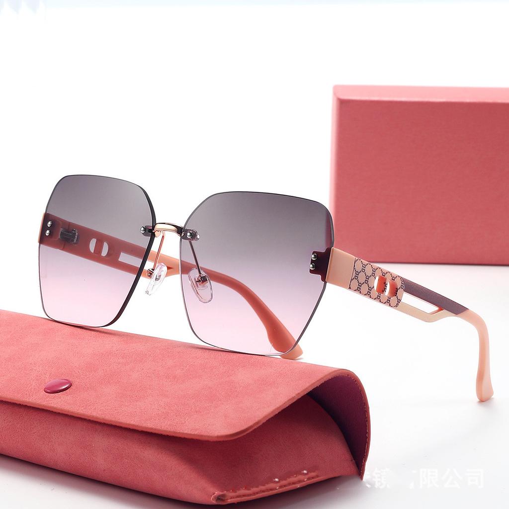 New Khaki Print Frameless Cut Edge Large Frame Fashion Sunglasses for Women Gradient Polygonal Sunglasses DS-8170