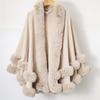 Poncho a mantella da donna con cappuccio e bordi in finta pelliccia, scialle invernale caldo con apertura frontale, mantella oversize