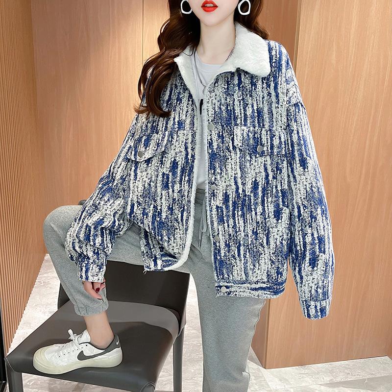 

Новые пальто для женщин на осень и зиму, универсальная корейская версия, свободный короткий фасон, зимнее утолщение из бархата, модная одежда с хлопковой подкладкой One Size