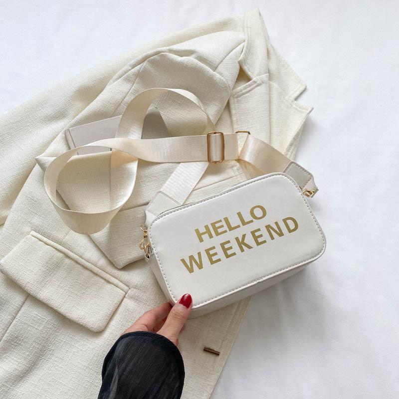 

Chic Fashionable Square Bag With Letter Design Perfect For Everyday Use білий