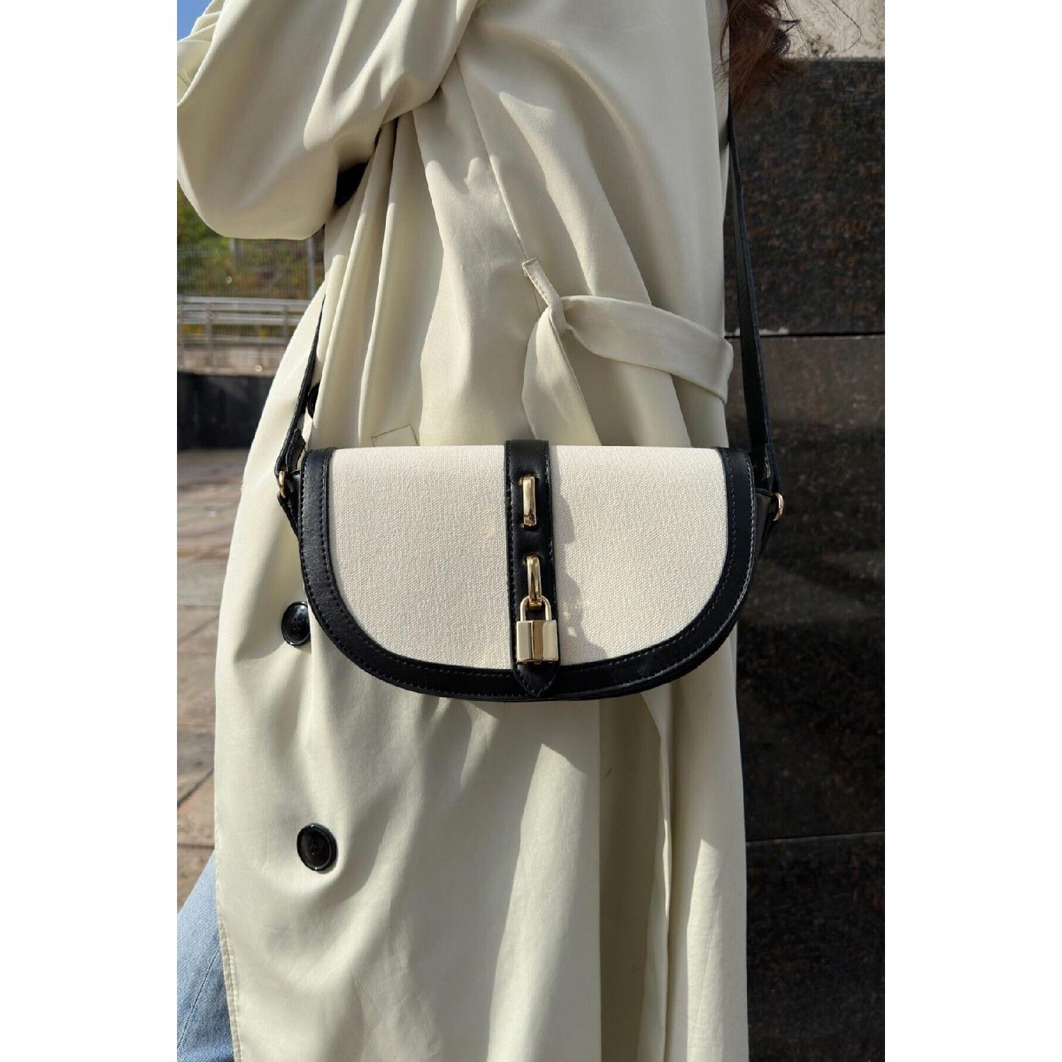 

Льняная женская сумка с замком, кремовый черный