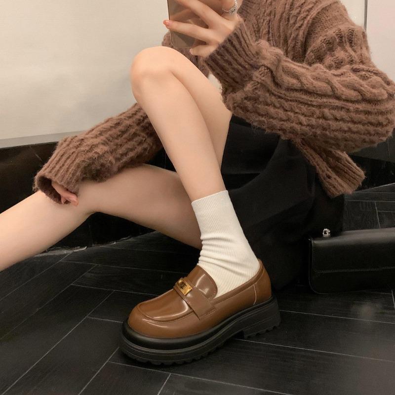 [] Urban area~ leather round head thick-soled gold buckle one pedal women's small leather shoes
