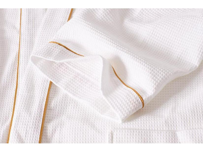Five-Star All-Cotton Waffle Weave Unisex Bathrobe – Absorbent Hotel & B&B Sleepwear, One-Size 