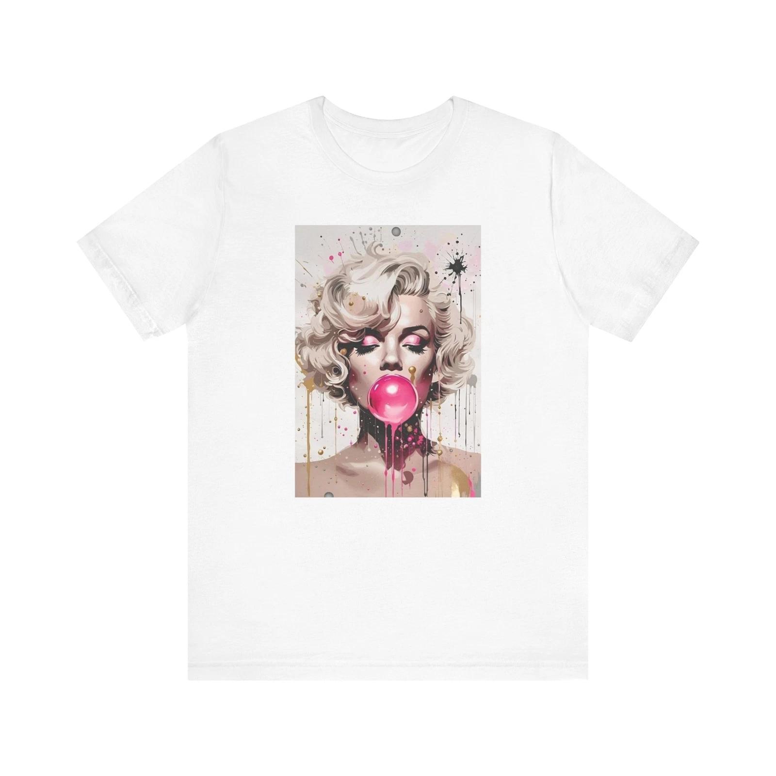 Marilyn Monroe Bubble Gum Graphic T-Shirt L