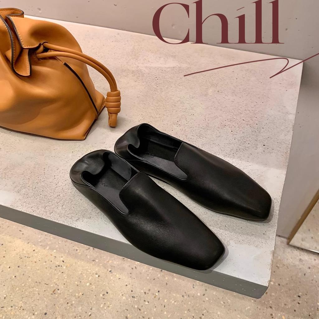 Spot second hair! Grape mother has the same niche oblique cut square head minimalist style, one pedal commuting loafers, single shoes women