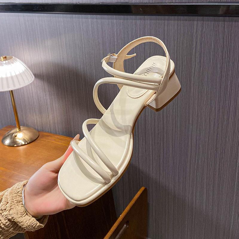 

Популярные туфли на высоком каблуке Xiaoxiangfeng, темпераментные, в стиле феи, сандалии на среднем каблуке с юбкой, для поездок на работу 34 абрикосовый