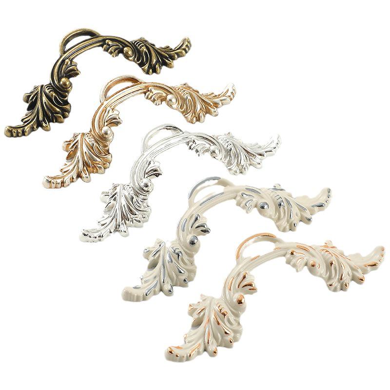 Antique Bronze European Carved Retro Kitchen Cabinet & Wardrobe Handle (Single Hole)