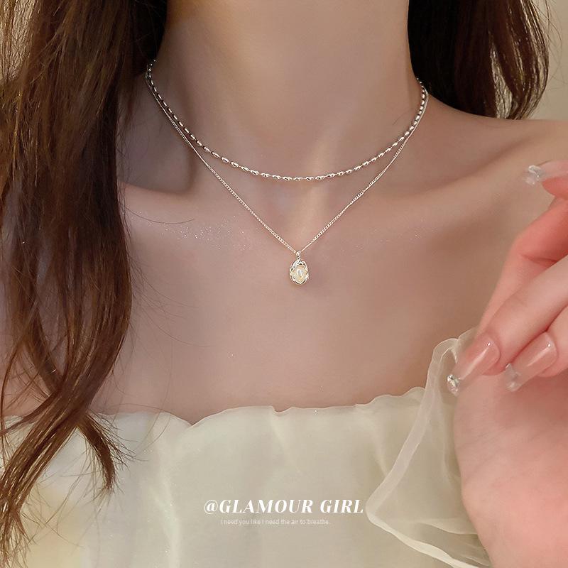 Collana a Clavicola con Nappa di Perle e Farfalla in Stile Coreano