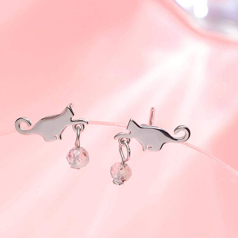 Cute Japanese Cat Moonstone Stud Earrings Femininity Simple Girlish Heart Ins Earrings Short Earrings