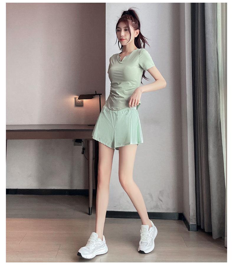 Women's Summer 2025 Quick-Dry Sports Suit: Fashionable Gym & Yoga Outfit with Anti-Exposure Shorts for Morning Runs.