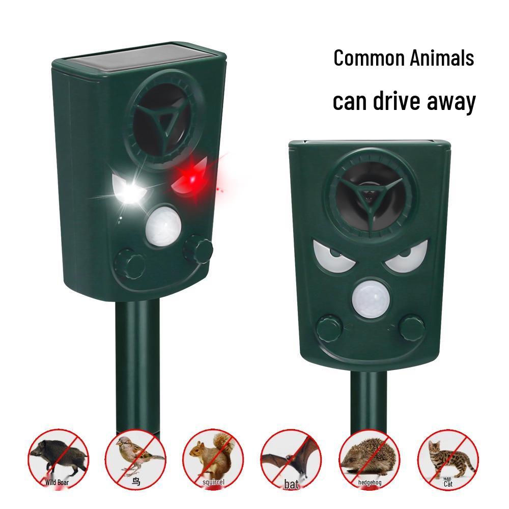 In-stock Multi-Functional Solar Ultrasonic Animal Repeller: Effective for Rats, Birds, Cats, and Dogs