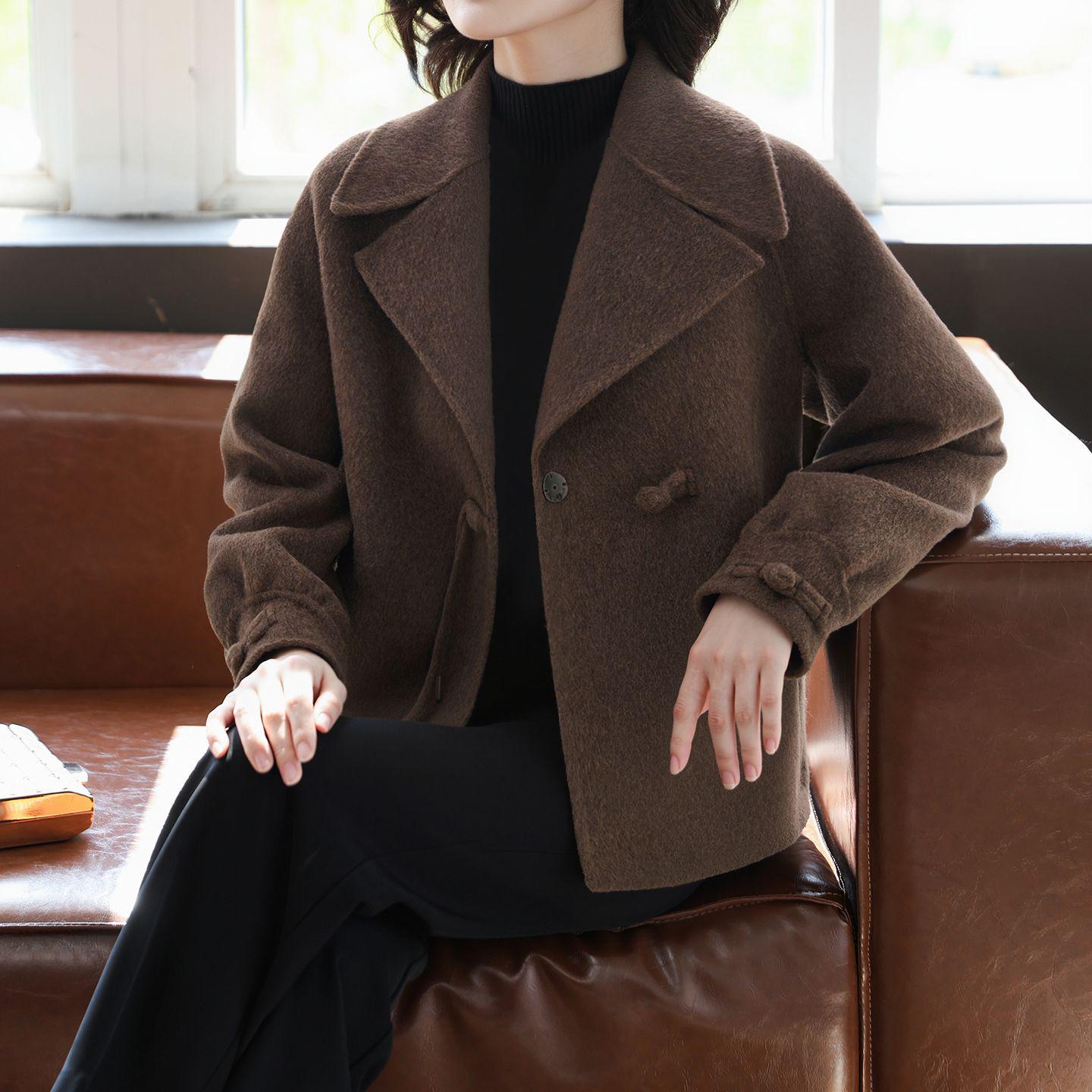 

Spring & Autumn Wool Lapel Coat for Middle-aged Women L (120-135 lbs)
