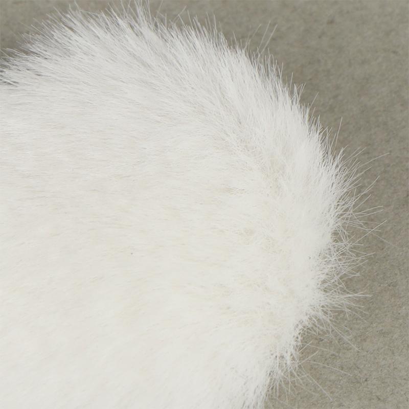 1Set Reusable Furry Soft Covers With Sticker That Provide A Shield Against The Wind For Lavalier Mics