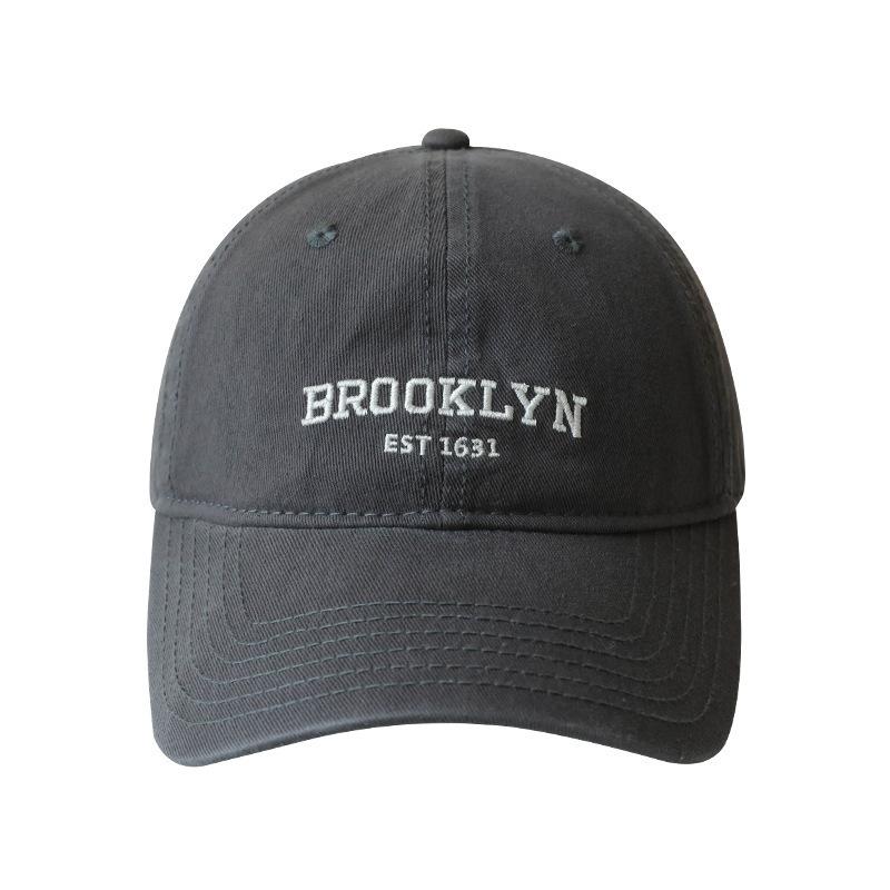 Baseball Cap Neutral Style Men and Women Can Wear Retro Soft Top Baseball Hat To Make The Face Look Small