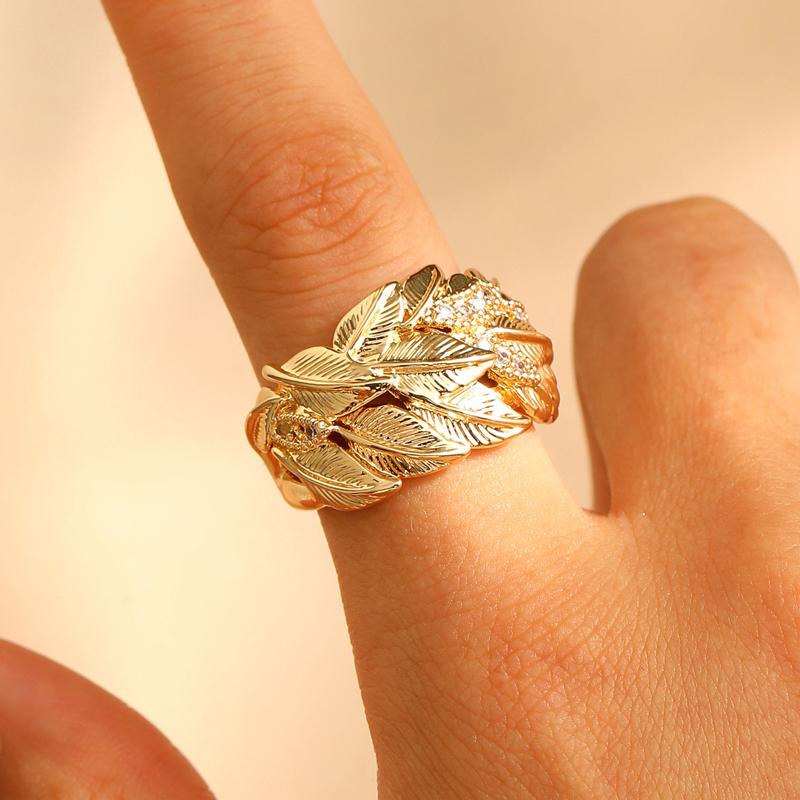 Luxury Metal Leaf Textured Open Ring for Women Fashion Copper Inlaid Zircon Olive Branch Index Finger Ring Date Party Jewelry золотой