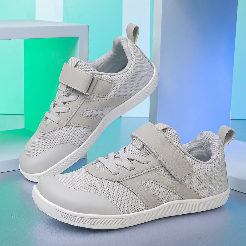Kid's Casual Sneakers Breathable Mesh Walking Running Shoes Boys Girls Wide Toe Comfortable Sports Shoes Anti-slip