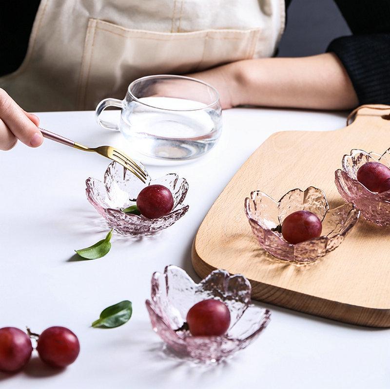 Japonská miska na koření z tepaného skla s motivem třešňových květů - Růžová malá miska na omáčky k namáčení