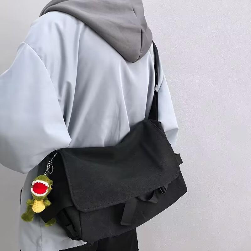Simple Retro Trendy Cool Canvas Bag Men's and Women's Trendy Shoulder Messenger Bag New Handbag