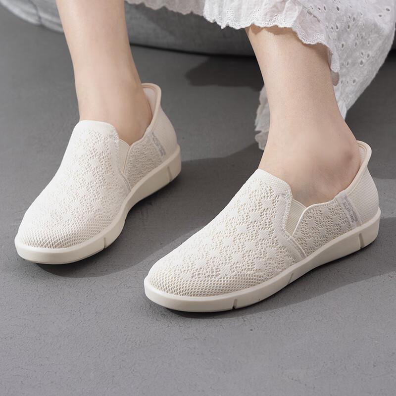 Skechers Women s 100426-OFWT Casual Sneakers US 7.5