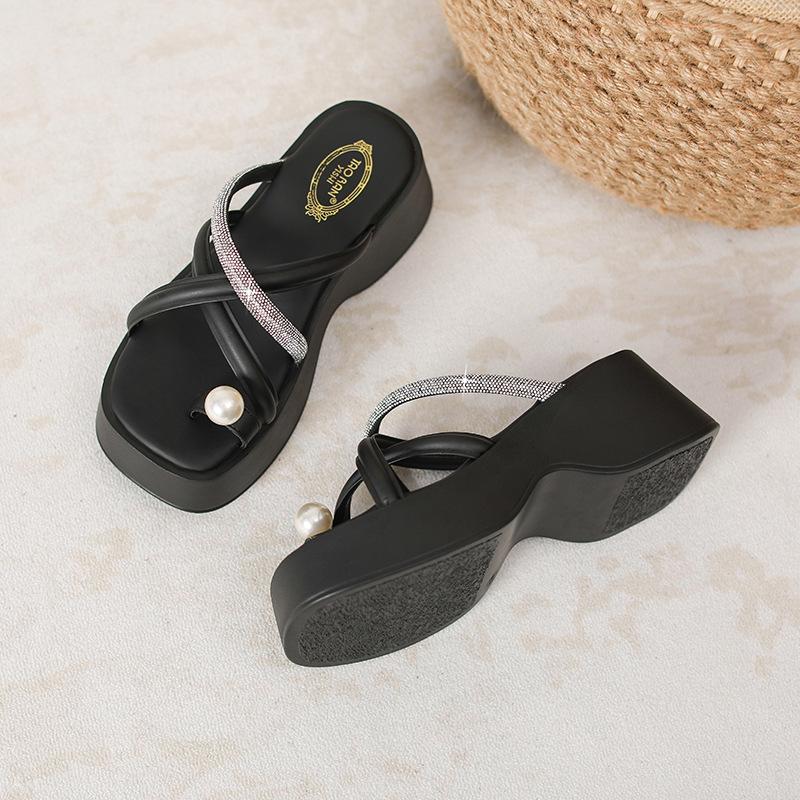 

Женские летние шлепанцы с носком из стразов, новинка, нишевые пляжные сандалии на толстой подошве-маффине 37 чёрный