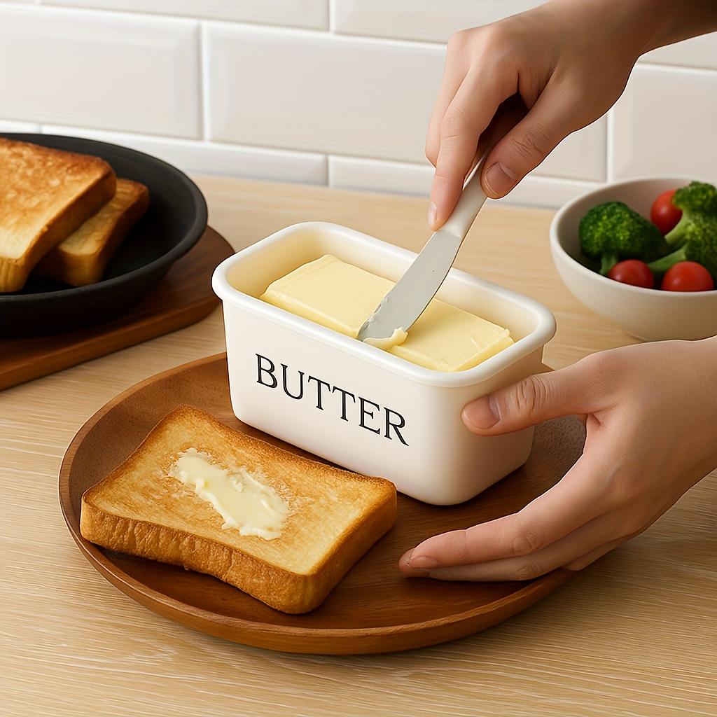 Butter box set Food-grade plastic butter box with lid Comes with knife slot Smooth