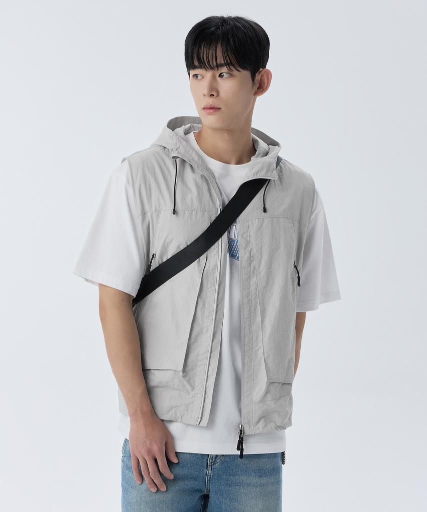 Not Only For Today High-Neck 3D Pocket Hooded Vest [Light Gray]