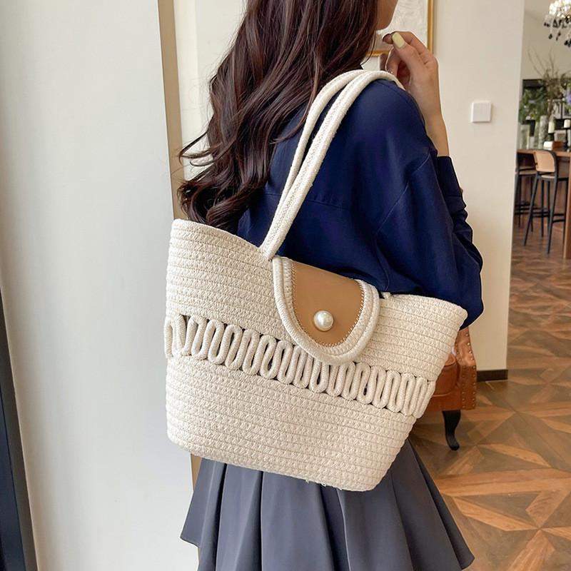 Elegant Vintage Woven Tote Bag Large Capacity Fashion Shoulder Bag For Women