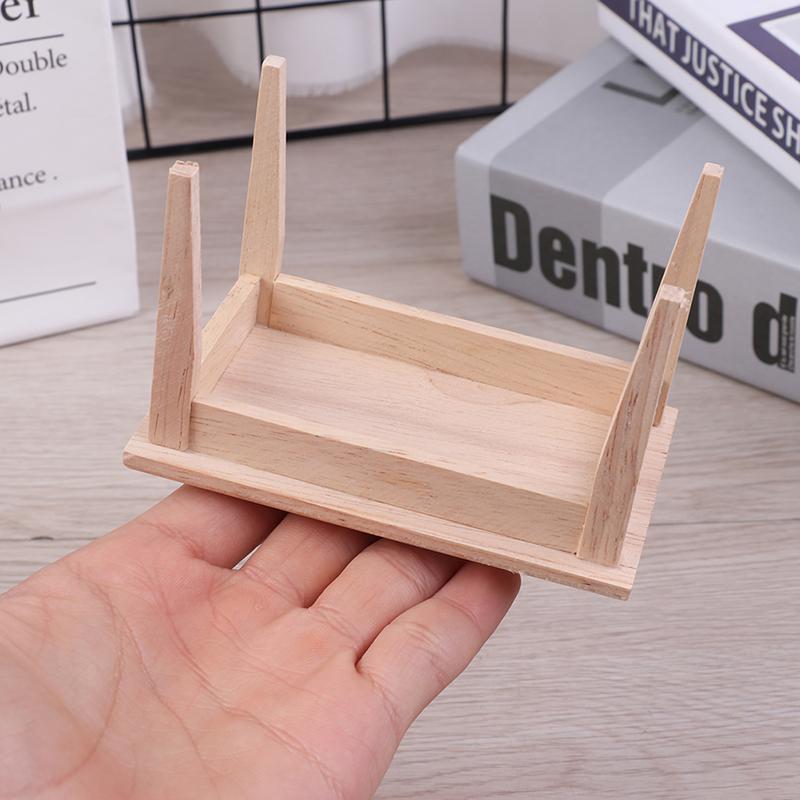 1:12 Miniaturowe meble do domku dla lalek Drewniany stół jadalny z 6 krzesłami Model Set
