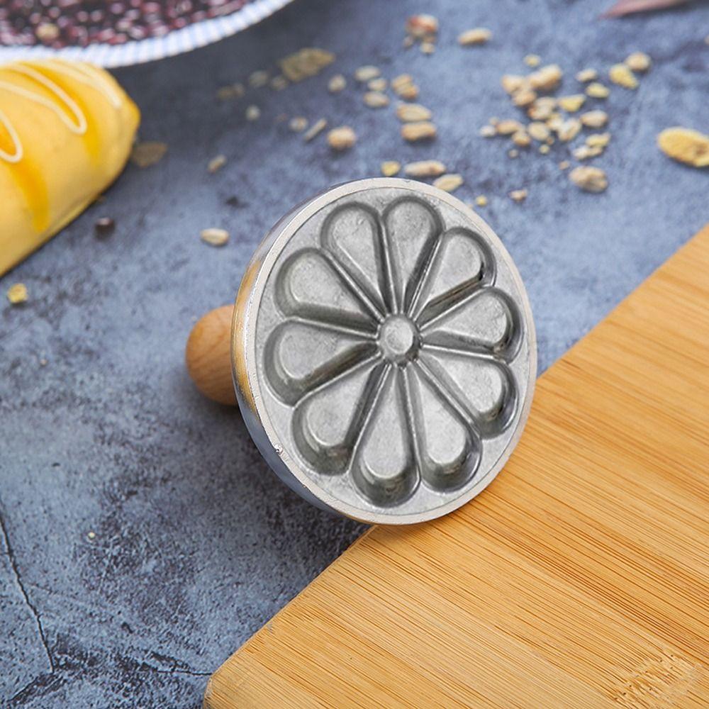 3 Pcs Wooden Handle Zinc Alloy Cookie Making Mold Diamond Zinc Alloy Embossing Mold  Kitchen