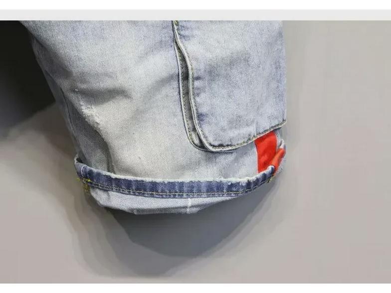 Men's Slim Light Blue Denim Workwear Shorts with Contrast Pockets