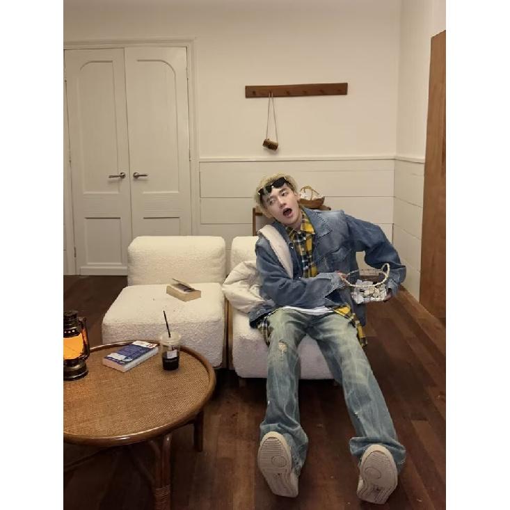 Herbst und Winter Neue amerikanische High Street gewaschene helle Jeans für Männer und Frauen mit geradem Bein, leicht ausgestelltem Bein und weitem Bein