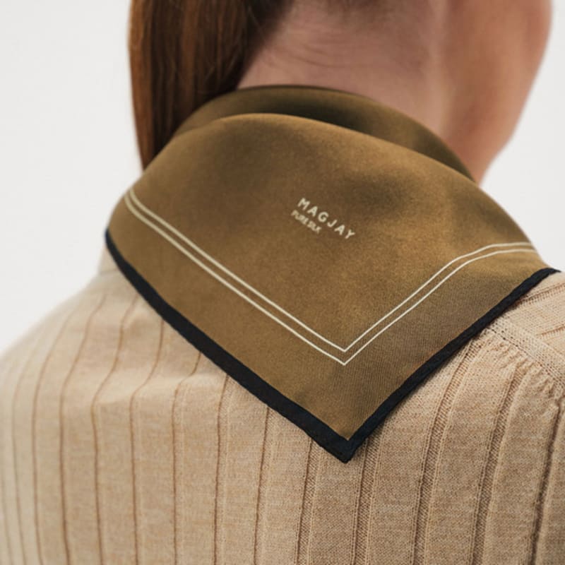 MAGJAY Silk Line Scarf_Khaki