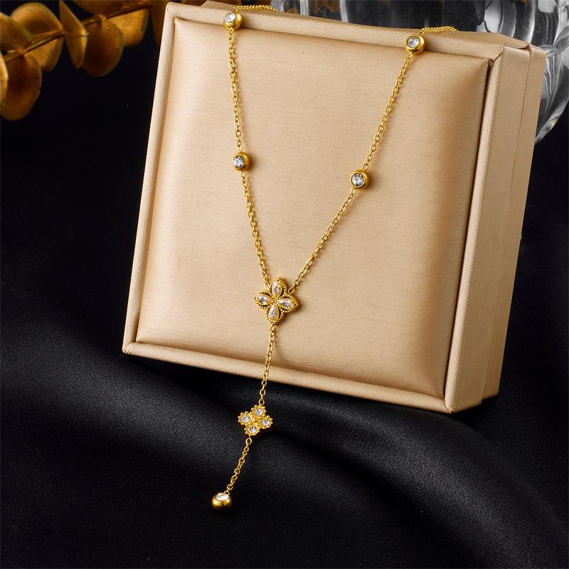 Fashion Rhinestone Four-Petal Flower Tassel Chain Pendant Bracelet Earring Necklace Set