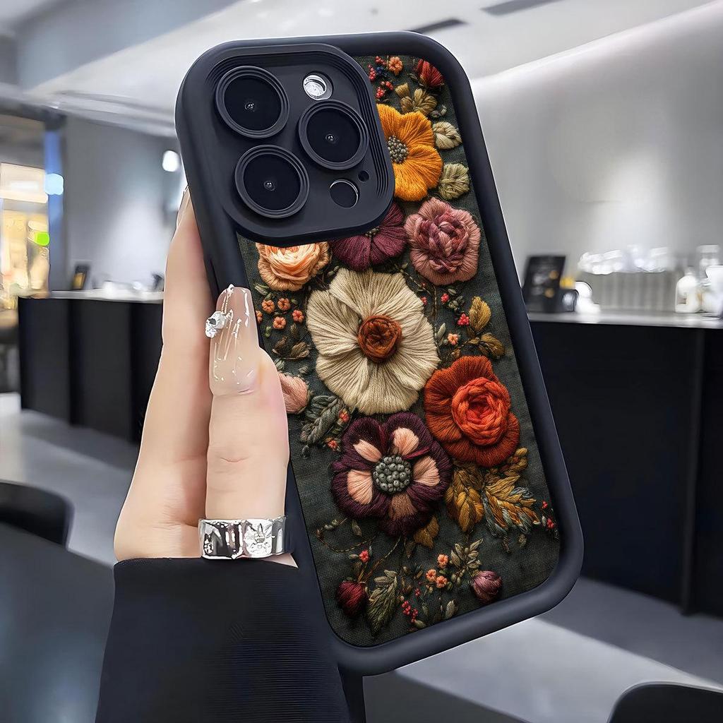 Black Woolen Flower Ladder Groove iPhone 14/15/16/17 Pro Max Protective Case