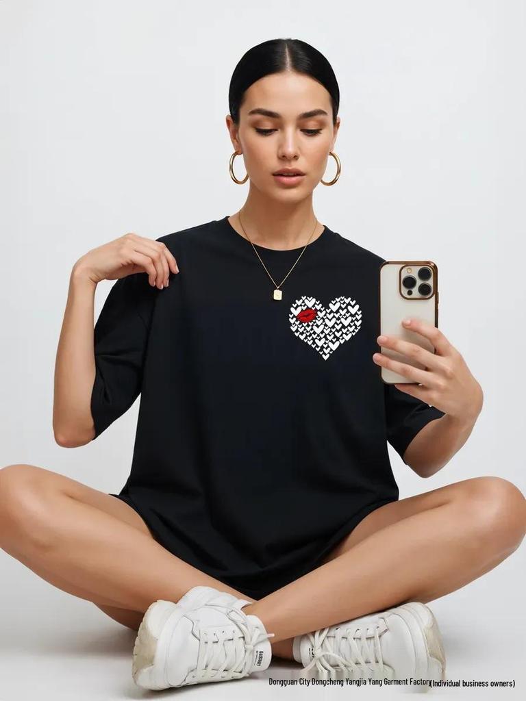 Women's Stylish Heart Print Cotton Short Sleeve Top - Trendy & Versatile Summer Arrival