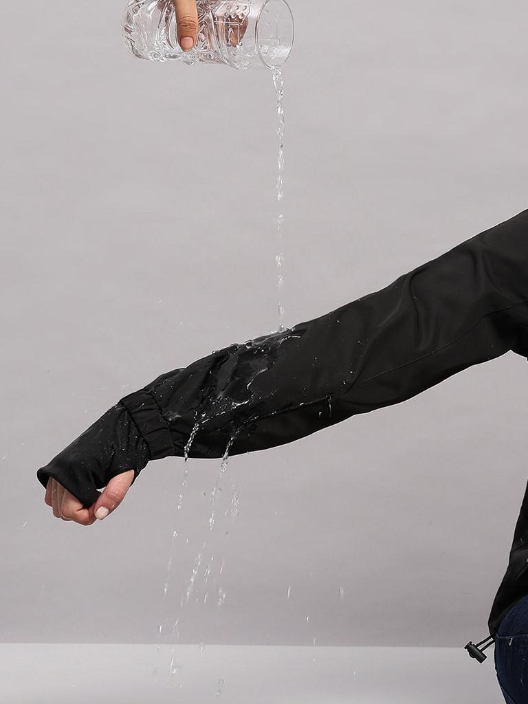 MONTE CARLO Chaqueta con capucha de manga larga para mujer