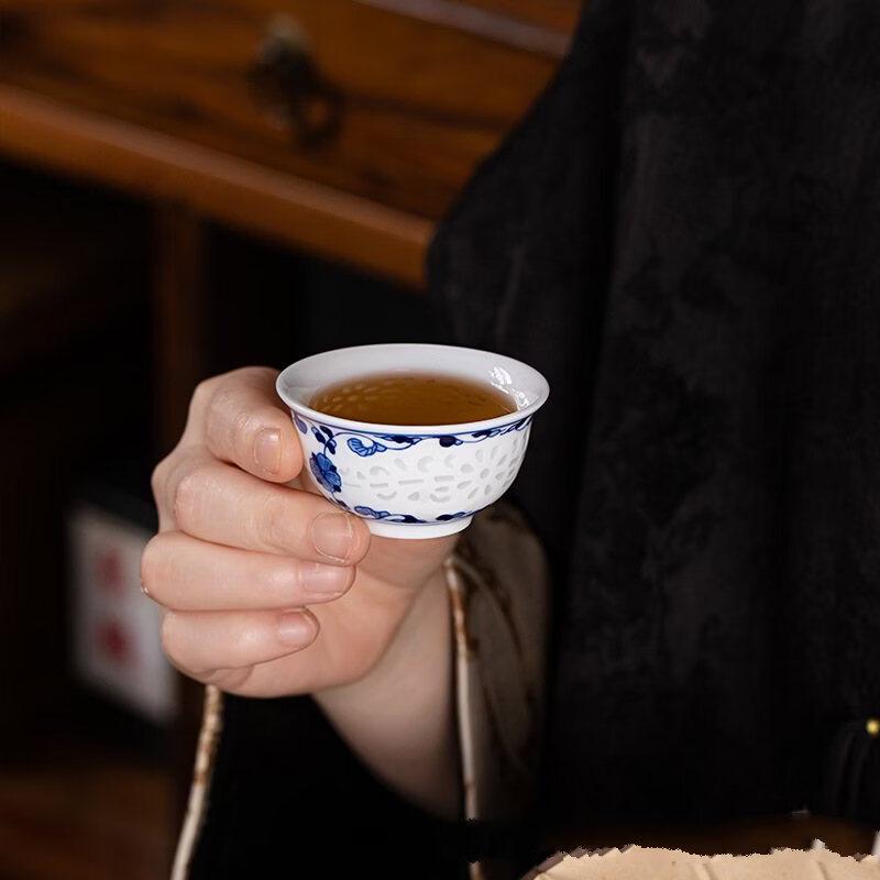 Shangqi Hand-painted Blue and White Linglong Tea Set