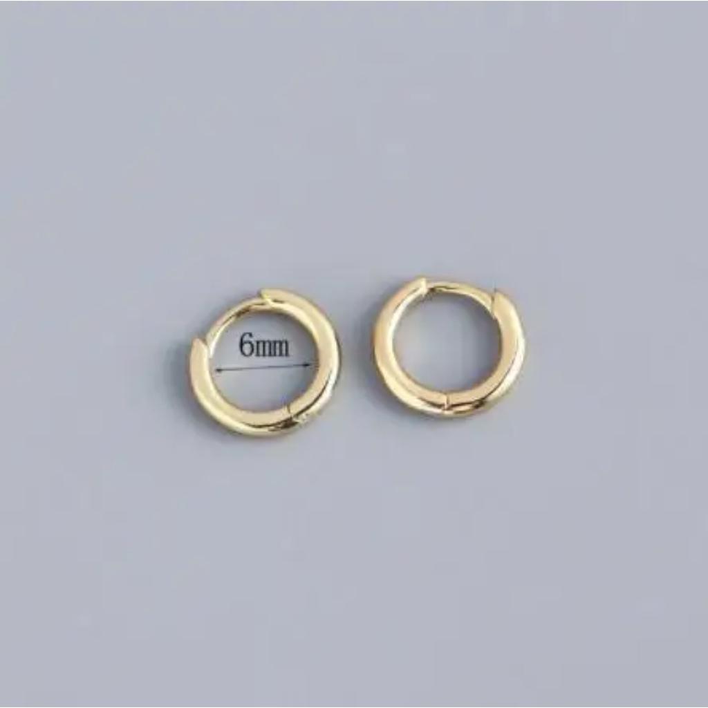 2 Stück Edelstahl Zirkonia Kleine Creolen Ohrringe für Damen Wassertropfen Anhänger Knorpel Ohrring Hochzeit Piercing Schmuck