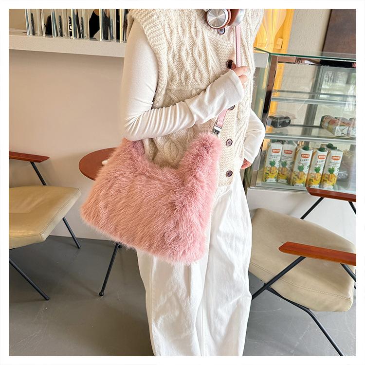 Soft Plush Casual Women's Crossbody Bags Faux Fur Sweet Ladies Big Shoulder Bag Solid Color Winter Furry Female Handbags Tote