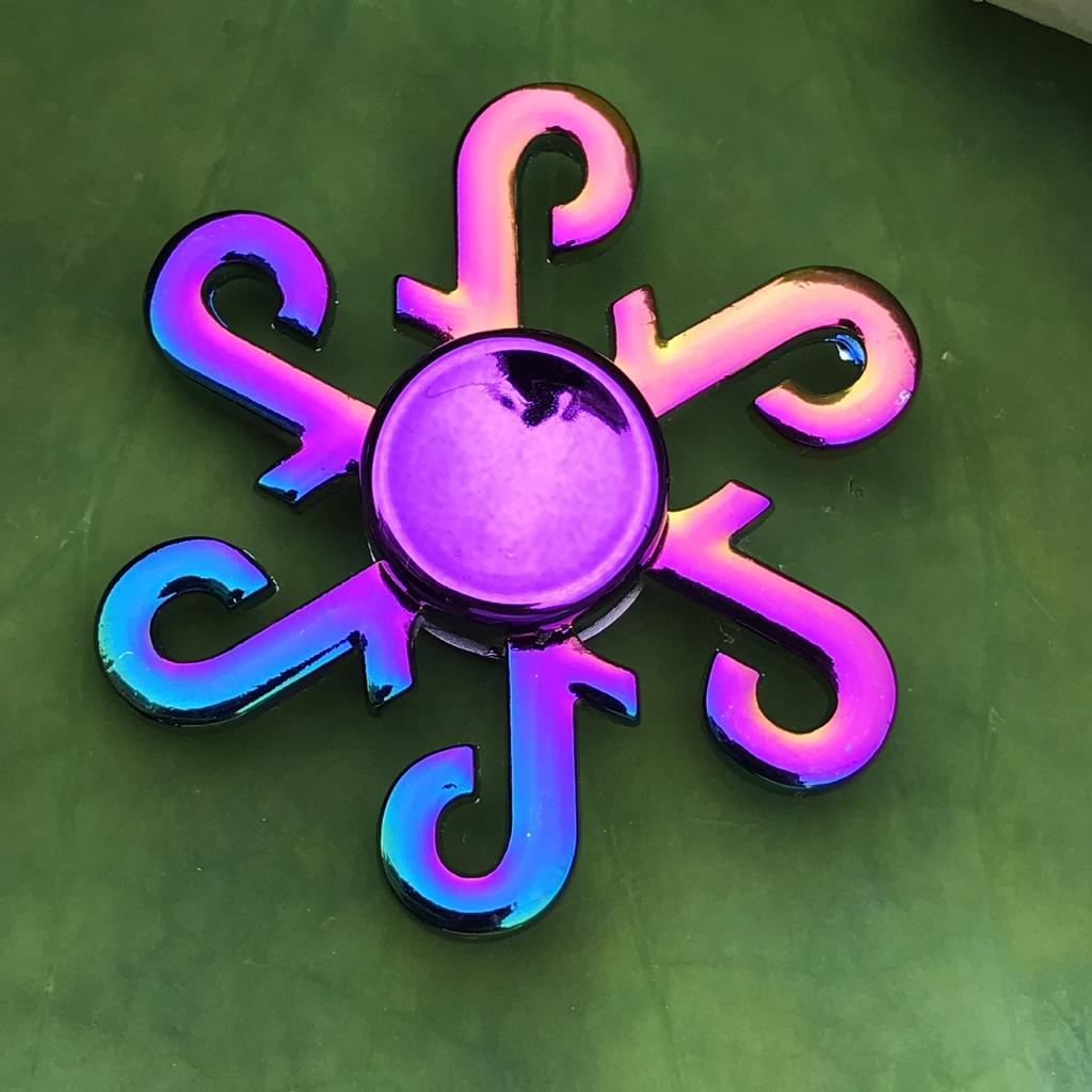 Nuovo Metal Rainbow Fidget Spinner Colore Degradé R188 Cuscinetto Silenzioso Edc Hand Spinner Giroscopio Punta Dita Giocattoli Anti-Ansia Bambini Adulti