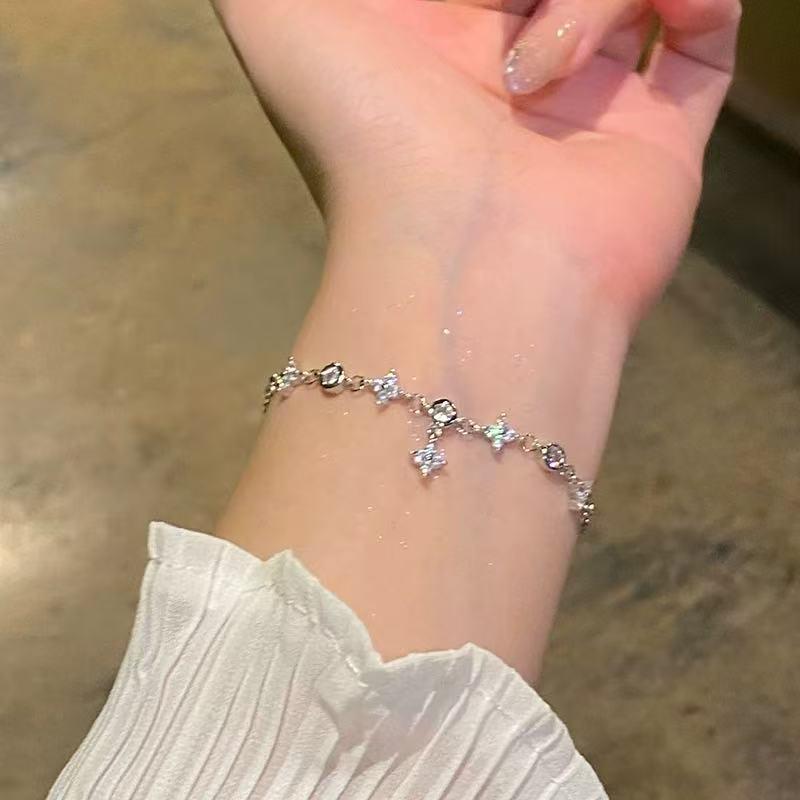 Korean Retro Pearl Titanium Steel Women's Bracelet - High-End Ins Style Beaded Bangle for Couples