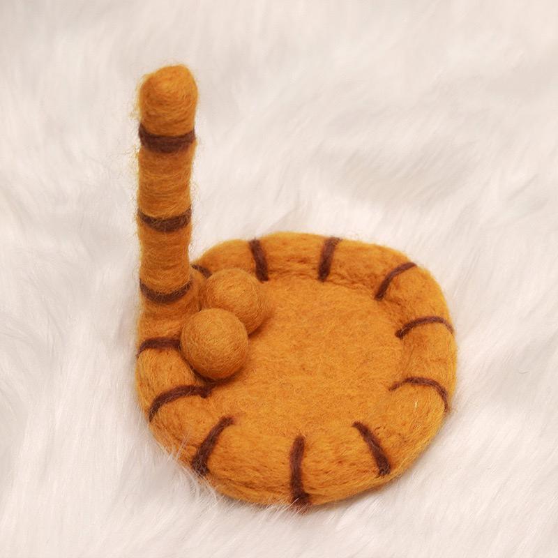 1PC Creative Cute Cat Tail Coaster Handmade Wool Felt Non-slip Heat-Insulating Mat Cartoon Household Warm Cup Mat