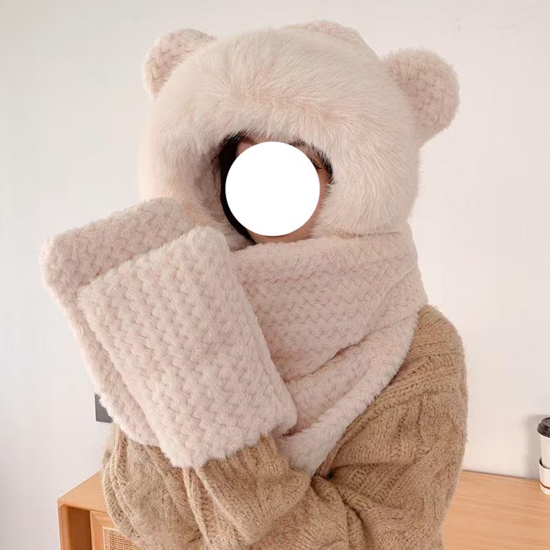 

Muqingqing Little Bear Hat, Gloves & Scarf Set One Size