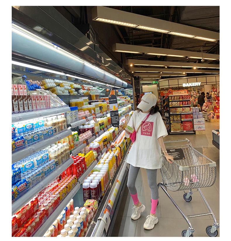 Damen Rosa Bedrucktes Kurzarm Rundhals T-Shirt - Sommer 2024 Koreanischer Stil, Schlicht und Locker geschnitten, Perfekt für Studentinnen.