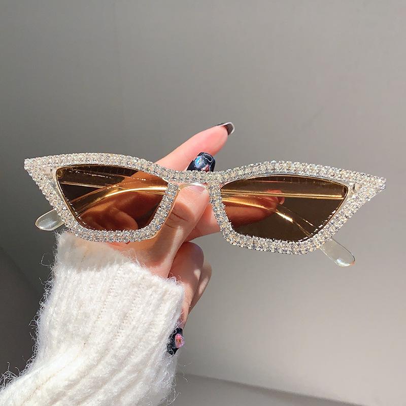 Fashion Cat Eye Rhinestone Bling Sunglasses Women Vintage Small Frame Ladies Gradient Sun Glasses UV400