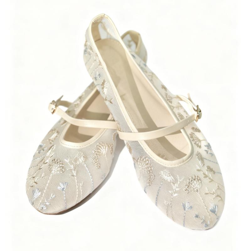 Elegant Embroidery Mesh Ballet Flats Women Fashion Round Toe Narrow Buckle Mary Jane Shoes Light Soft-soled Comfort Women Shoes